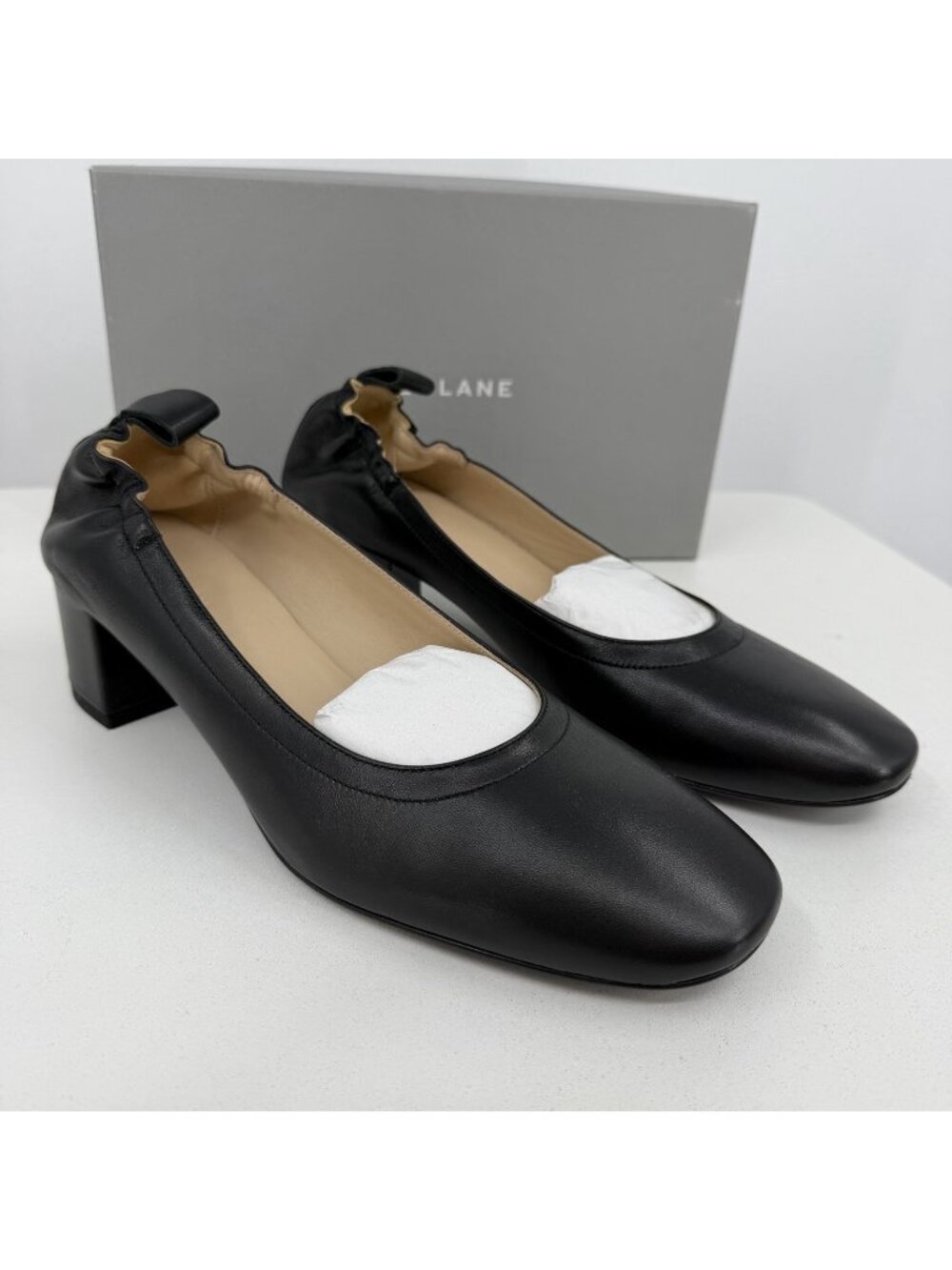 Everlane Italian Leather Day Heel size 11 Women's Black Elastic Back Comfort